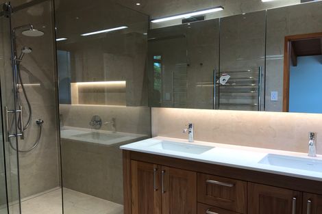 Photo of property in 84 Shakespeare Road, Milford, Auckland, 0620