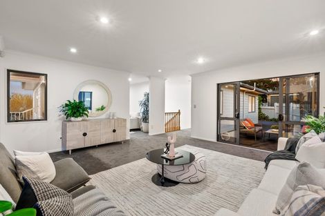 Photo of property in 78 San Valentino Drive, Henderson, Auckland, 0612