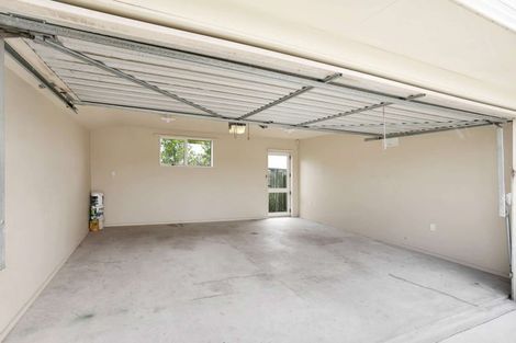 Photo of property in 2/8 Thistledown Place, Woolston, Christchurch, 8062