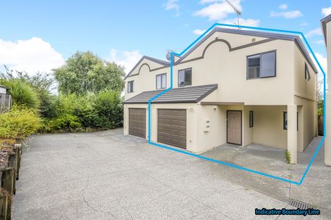 Photo of property in 3/2 Sunnydale Place, Oteha, Auckland, 0632