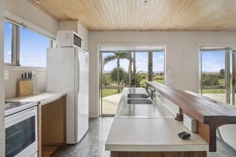 Photo of property in 304 Big Bay Road, Manukau Heads, Waiuku, 2684