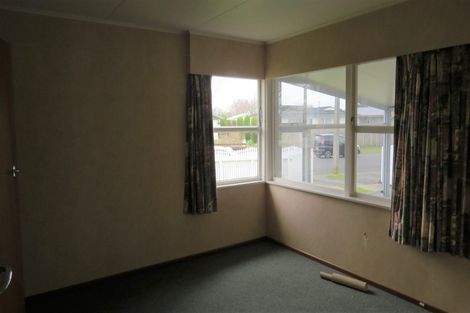 Photo of property in 51 Cecil Street, St Andrews, Hamilton, 3200