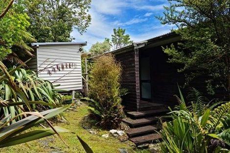 Photo of property in 2181 Lake Brunner Road, Inchbonnie, Kumara, 7875