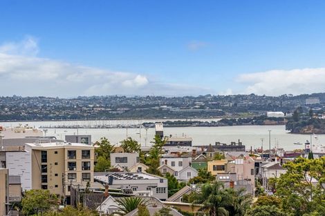 Photo of property in 4/10 Saint Georges Bay Road, Parnell, Auckland, 1052
