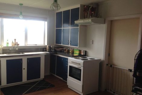 Photo of property in 74 Mould Street, Waitara, 4320