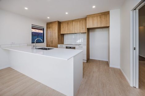 Photo of property in 126 Pepene Avenue, Takanini, 2112