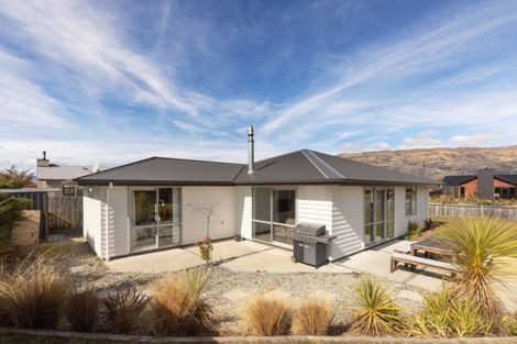 Photo of property in 40 West Meadows Drive, Wanaka, 9305