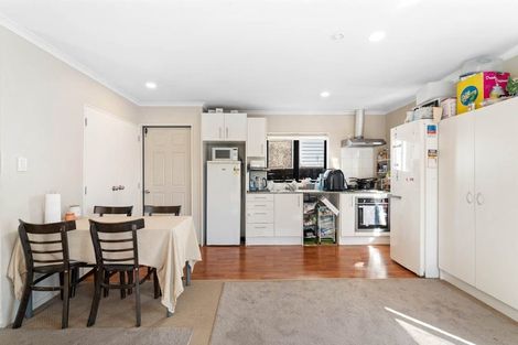 Photo of property in 111 Farquhar Road, Glendene, Auckland, 0602