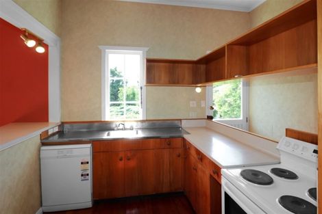 Photo of property in 22 Victoria Avenue, Dannevirke, 4930