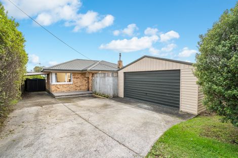 Photo of property in 330 Glengarry Road, Glen Eden, Auckland, 0602