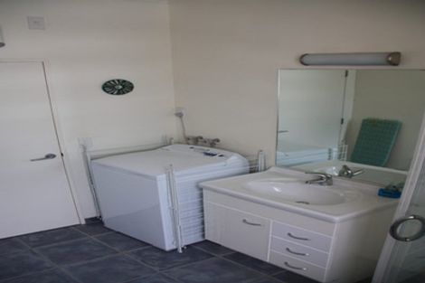 Photo of property in Edward Street Apartments, 41/3 Edward Street, Te Aro, Wellington, 6011