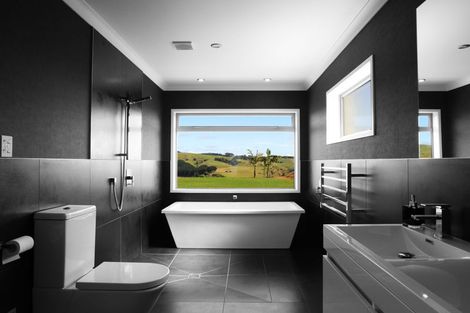 Photo of property in 573 Maungatawhiri Road, Raglan, 3295