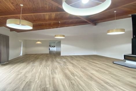 Photo of property in 2/24 Matipo Road, Mairangi Bay, Auckland, 0630