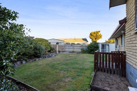 Photo of property in 8a Keats Place, Whalers Gate, New Plymouth, 4310