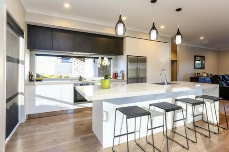 Photo of property in 8 Webster Street, Westown, New Plymouth, 4310