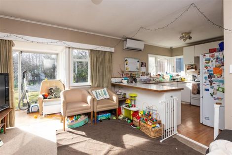 Photo of property in 21 Woodford Terrace, Ilam, Christchurch, 8053