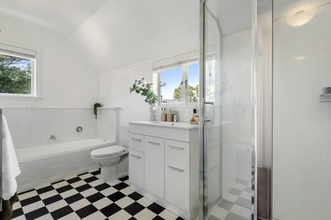 Photo of property in 1/35 Merani Street, Narrow Neck, Auckland, 0622