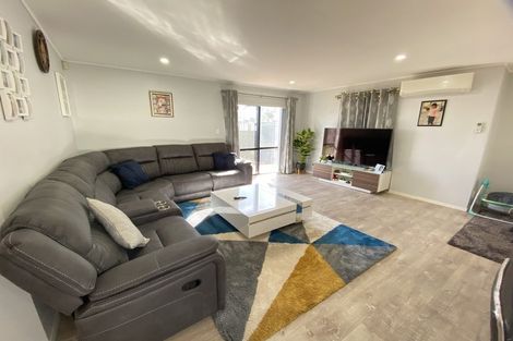 Photo of property in 13a Clarice Place, Takanini, 2112