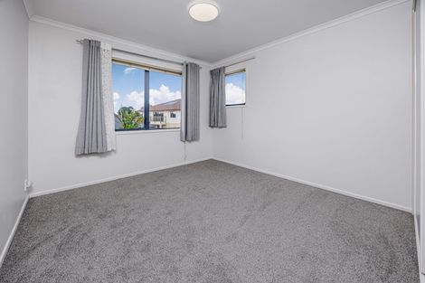 Photo of property in 18 Pitt Avenue, Clendon Park, Auckland, 2103