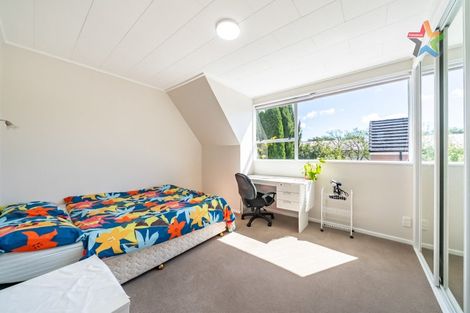 Photo of property in 8b Wai-iti Crescent, Woburn, Lower Hutt, 5010