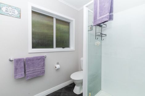 Photo of property in 84 Gilberthorpes Road, Hei Hei, Christchurch, 8042
