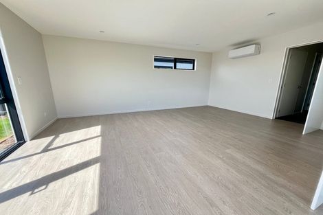 Photo of property in 1 Comer Street, Halswell, Christchurch, 8025