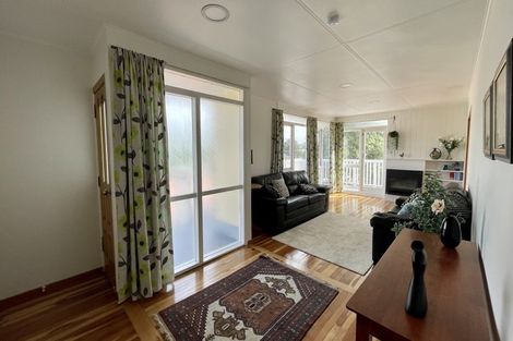 Photo of property in 44 Totara Street, Tawhero, Whanganui, 4501