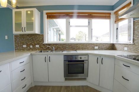 Photo of property in 88 Swaffield Road, Papatoetoe, Auckland, 2025