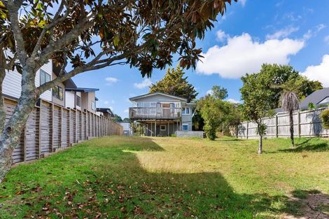 Photo of property in 83 Matipo Road, Mairangi Bay, Auckland, 0630