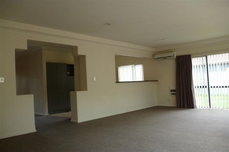 Photo of property in 3 Limes Avenue, Parklands, Christchurch, 8083