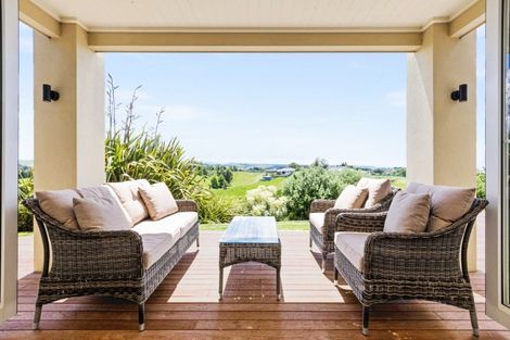 Photo of property in 100 Silverton Road, Poraiti, Napier, 4182