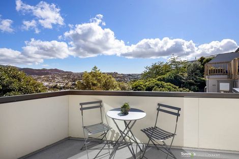 Photo of property in 80c Stewart Drive, Newlands, Wellington, 6037