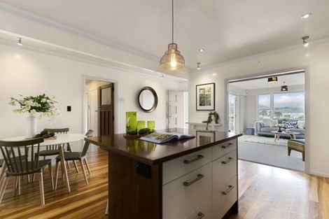 Photo of property in 121 Wainuiomata Road, Wainuiomata, Lower Hutt, 5014