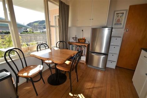 Photo of property in 1/114 Tasman Street, Nelson, 7010