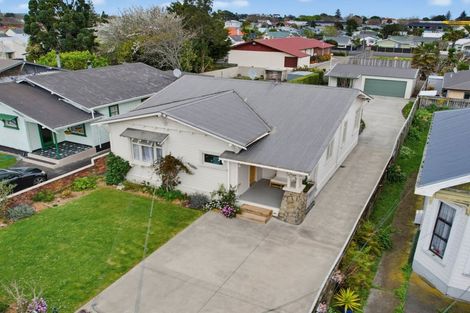 Photo of property in 135 Harrison Street, Whanganui, 4500