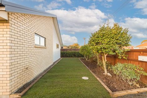 Photo of property in 61 Veitches Road, Casebrook, Christchurch, 8051