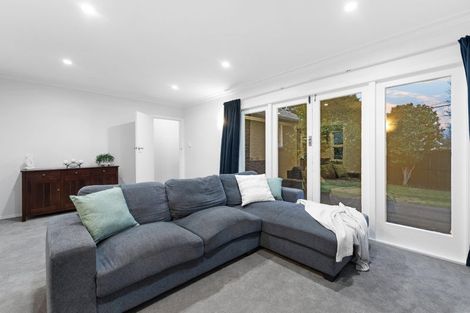Photo of property in 12 Emlyn Place, Avondale, Christchurch, 8061