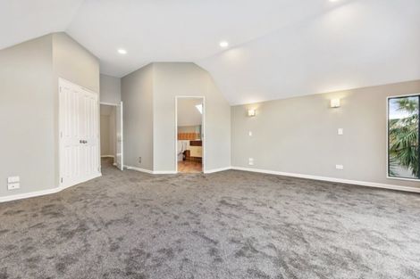 Photo of property in 2 Roseville Road, Gulf Harbour, Whangaparaoa, 0930