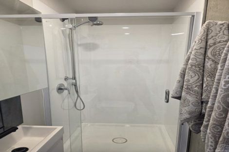 Photo of property in 2 Moncrieff Street, Mount Victoria, Wellington, 6011