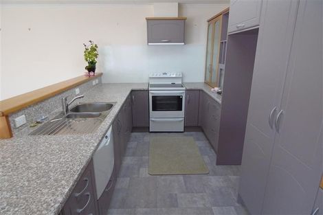 Photo of property in 42a Wallace Place, Westown, New Plymouth, 4310