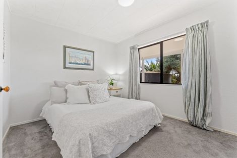 Photo of property in 52b Tiri Road, Manly, Whangaparaoa, 0930