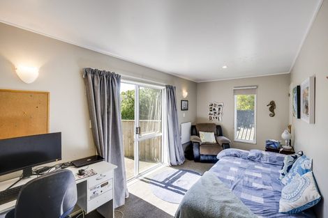 Photo of property in 2 Toop Street, Havelock North, 4130