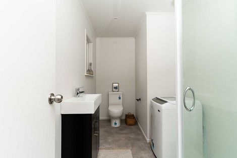 Photo of property in 99 Broadway, Carterton, 5713