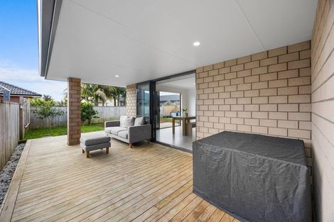 Photo of property in 13 Leebank Crescent, Riverhead, 0820