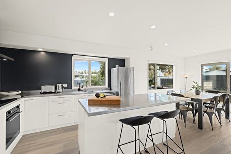 Photo of property in 233a Point Wells Road, Point Wells, 0986