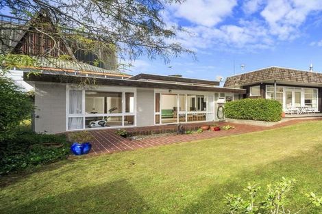 Photo of property in 10 Taharoto Road, Takapuna, Auckland, 0622