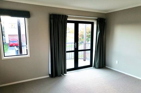 Photo of property in 13 Sonoma Crescent, Oteha, Auckland, 0632