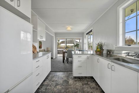 Photo of property in 14a Trafalgar Street, Westown, New Plymouth, 4310