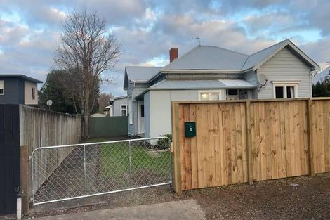 Photo of property in 8 Rolleston Street, Hokowhitu, Palmerston North, 4410