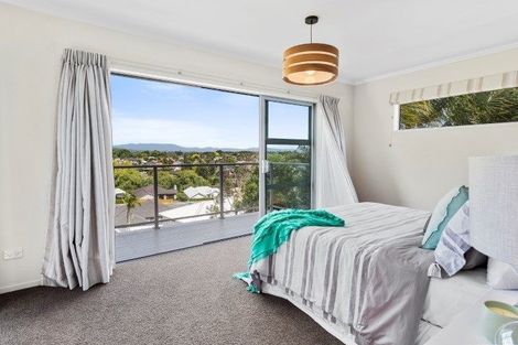 Photo of property in 33 Siemonek Rise, Bethlehem, Tauranga, 3110
